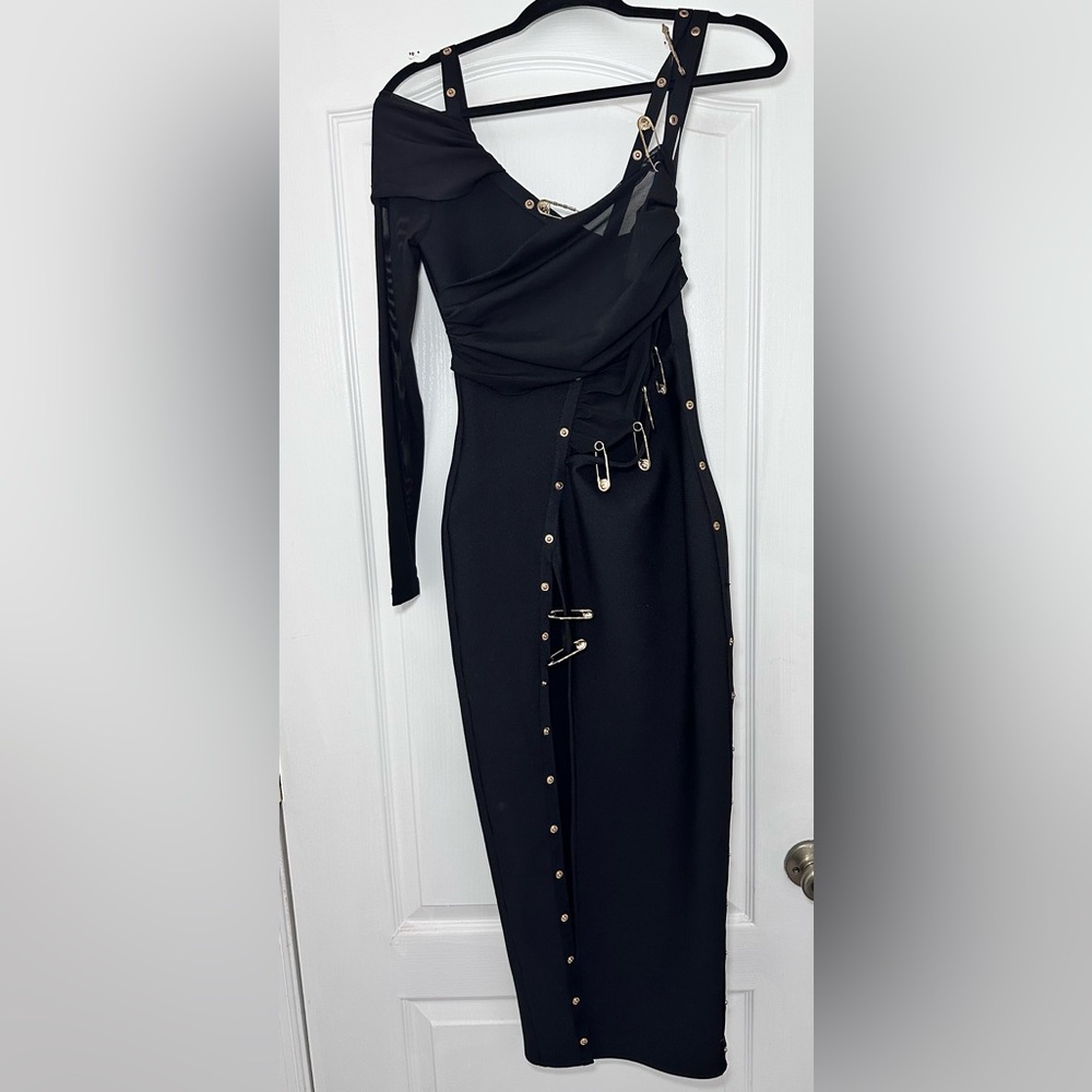 Black One-Shoulder Safety Pin Detail Dress